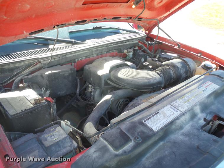 image for item BV9192 1997 Ford F250 HD pickup truck