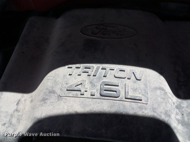 image for item BV9192 1997 Ford F250 HD pickup truck