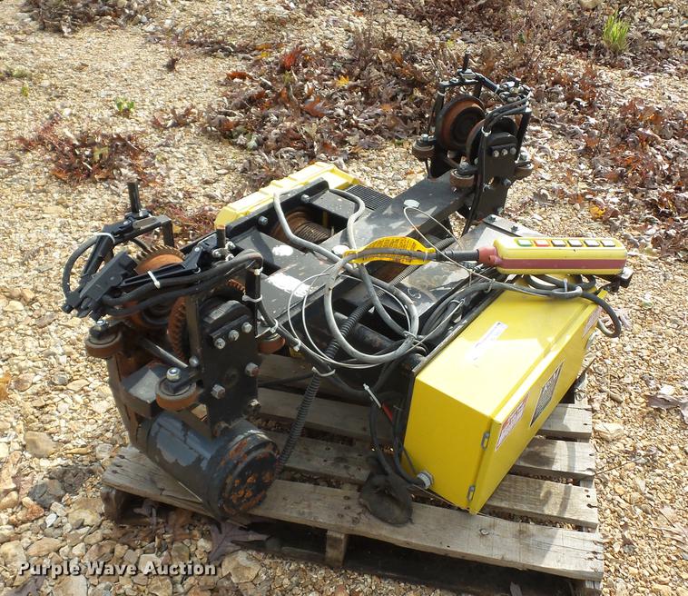 image for item BV9203 R&M material handling trolley hoist