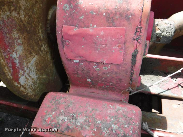 image for item CA9617 1978 Ford F350 tow truck