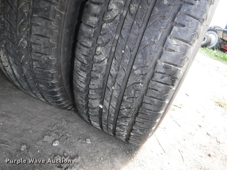 image for item CA9617 1978 Ford F350 tow truck