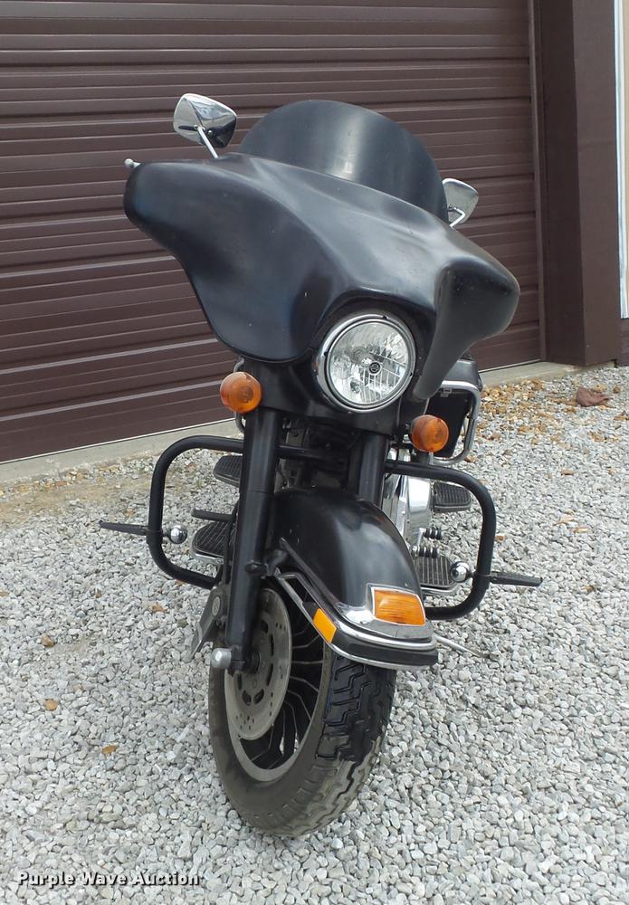 image for item CC9658 1984 Harley Davidson FLT Classic motorcycle