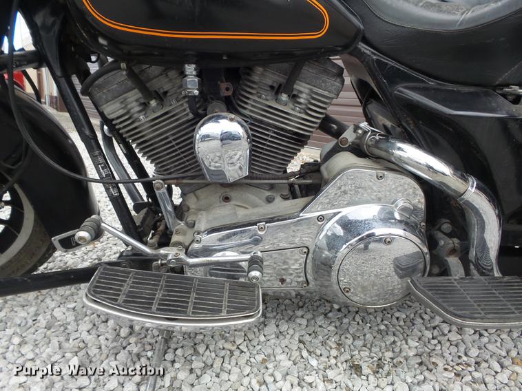 image for item CC9658 1984 Harley Davidson FLT Classic motorcycle