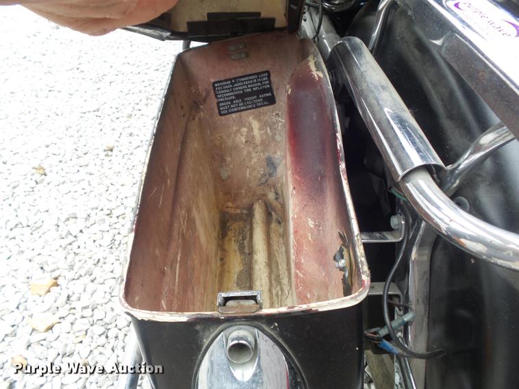 image for item CC9658 1984 Harley Davidson FLT Classic motorcycle