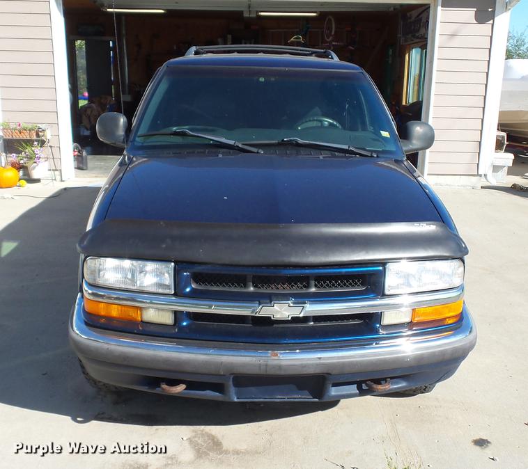 image for item DA0890 1998 Chevrolet Blazer SUV