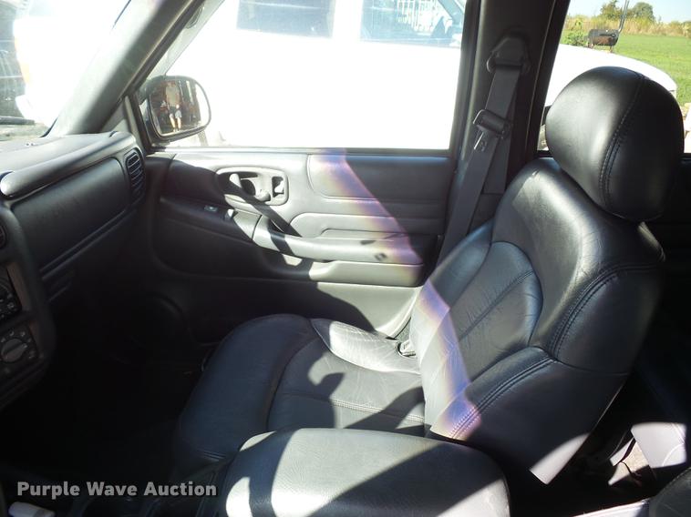 image for item DA0890 1998 Chevrolet Blazer SUV