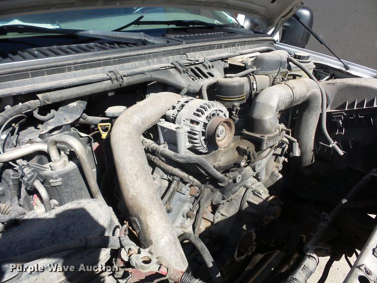 image for item DA0950 2005 Ford F350 Super Duty cab and chassis