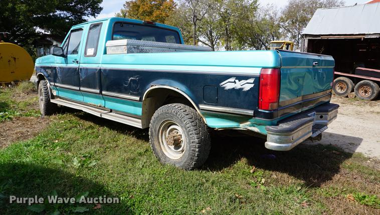 image for item DA1295 1994 Ford F250 HD SuperCab pickup truck