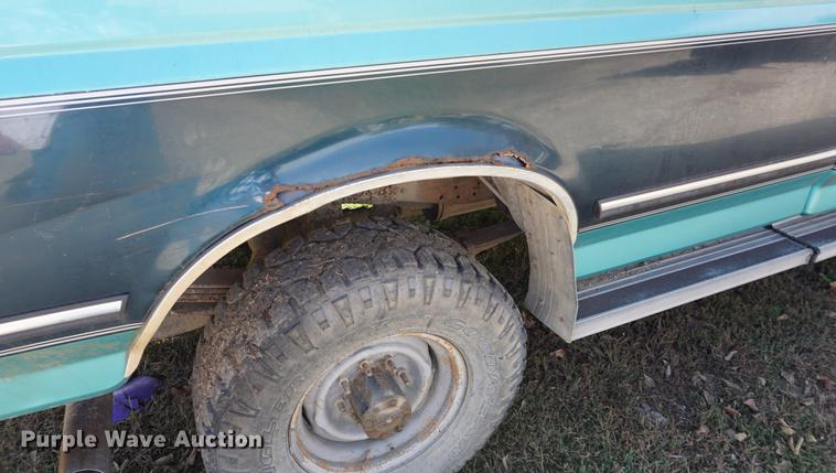 image for item DA1295 1994 Ford F250 HD SuperCab pickup truck