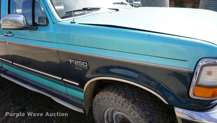 image for item DA1295 1994 Ford F250 HD SuperCab pickup truck