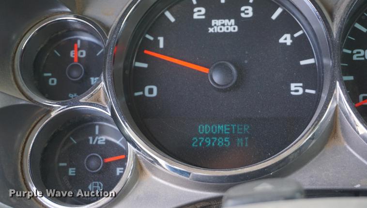 image for item DA1298 2009 Chevrolet Silverado 3500HD Crew Cab pickup truck cab and chassis