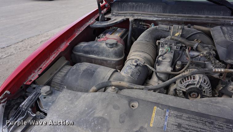 image for item DA1298 2009 Chevrolet Silverado 3500HD Crew Cab pickup truck cab and chassis
