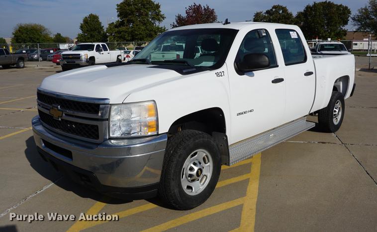 image for item DA1306 2011 Chevrolet Silverado 2500HD Crew Cab pickup truck
