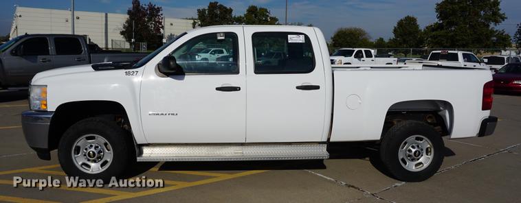 image for item DA1306 2011 Chevrolet Silverado 2500HD Crew Cab pickup truck