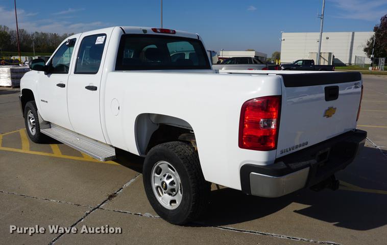 image for item DA1306 2011 Chevrolet Silverado 2500HD Crew Cab pickup truck