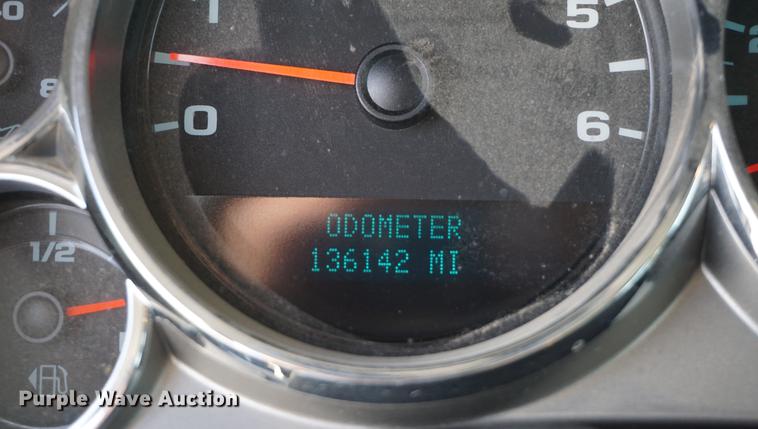 image for item DA1306 2011 Chevrolet Silverado 2500HD Crew Cab pickup truck