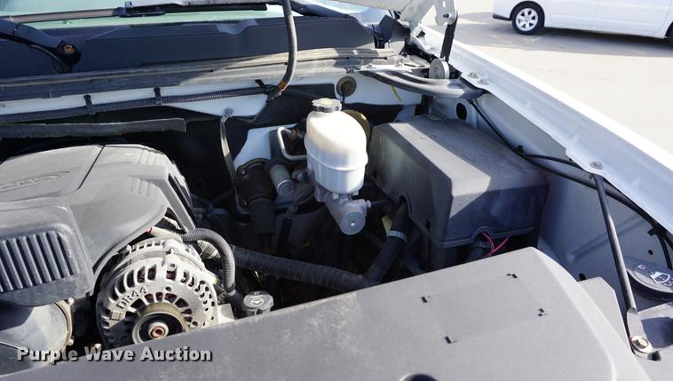 image for item DA1306 2011 Chevrolet Silverado 2500HD Crew Cab pickup truck