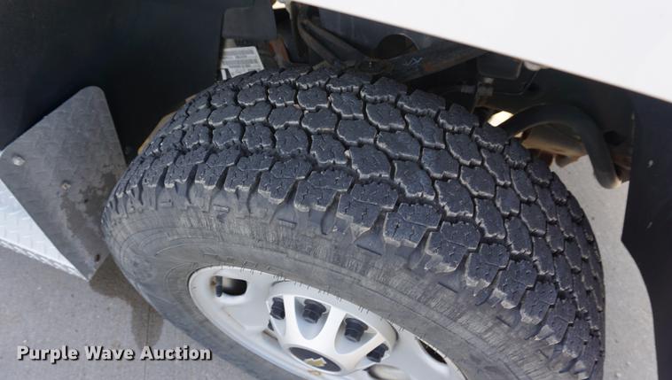 image for item DA1306 2011 Chevrolet Silverado 2500HD Crew Cab pickup truck