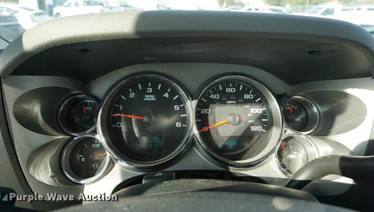 image for item DA1307 2011 Chevrolet Silverado 2500HD Ext. Cab pickup truck