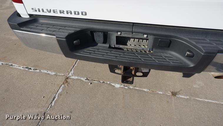 image for item DA1307 2011 Chevrolet Silverado 2500HD Ext. Cab pickup truck