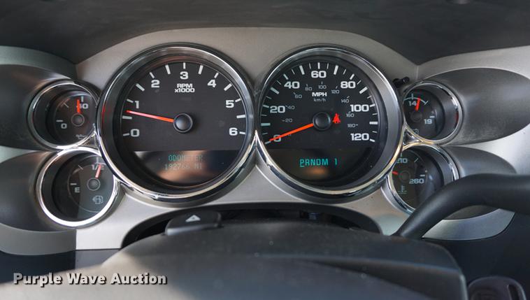 image for item DA1308 2011 Chevrolet Silverado 2500HD Crew Cab pickup truck