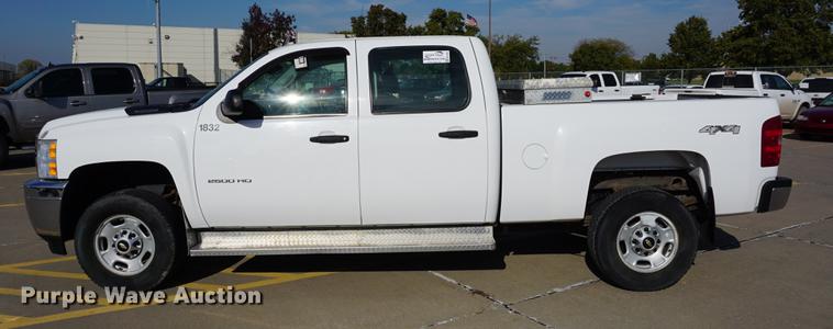 image for item DA1309 2011 Chevrolet Silverado 2500HD Crew Cab pickup truck