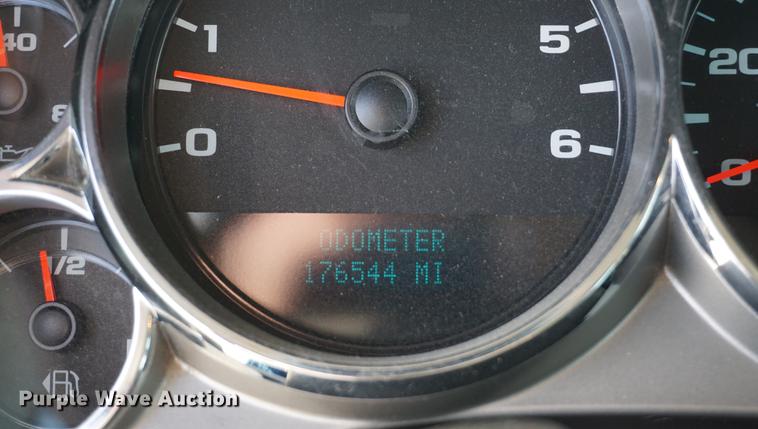 image for item DA1309 2011 Chevrolet Silverado 2500HD Crew Cab pickup truck