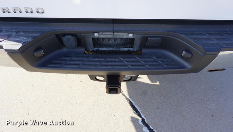 image for item DA1309 2011 Chevrolet Silverado 2500HD Crew Cab pickup truck