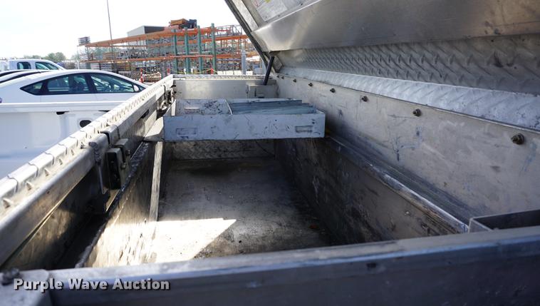 image for item DA1309 2011 Chevrolet Silverado 2500HD Crew Cab pickup truck