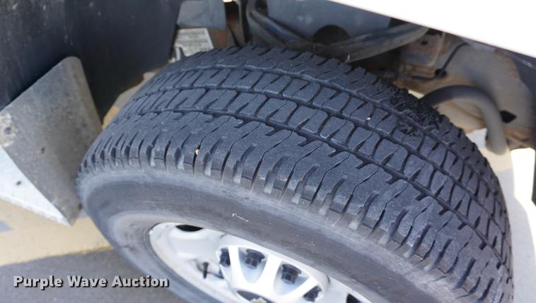 image for item DA1309 2011 Chevrolet Silverado 2500HD Crew Cab pickup truck