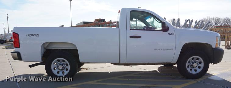 image for item DA1310 2009 Chevrolet Silverado 1500 pickup truck