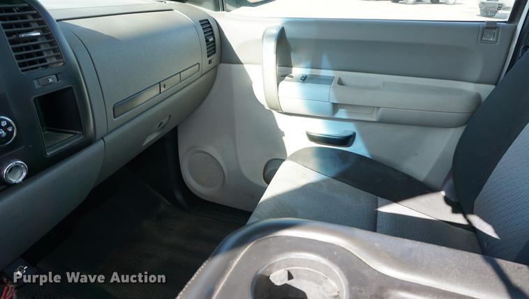 image for item DA1310 2009 Chevrolet Silverado 1500 pickup truck