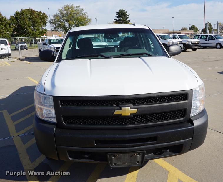 image for item DA1311 2011 Chevrolet Silverado 1500 Ext. Cab pickup truck