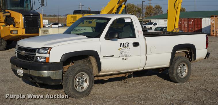 image for item DA1405 2006 Chevrolet Silverado 2500HD pickup truck