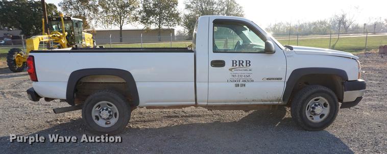 image for item DA1405 2006 Chevrolet Silverado 2500HD pickup truck