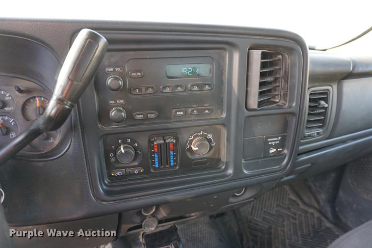image for item DA1405 2006 Chevrolet Silverado 2500HD pickup truck