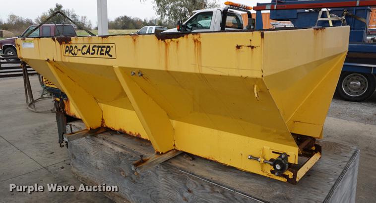 image for item DA1409 Fisher spreader