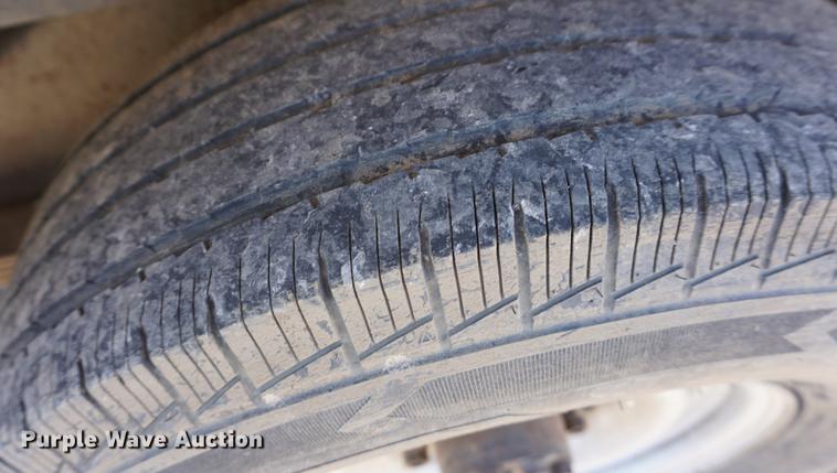 image for item DA1424 2002 Chevrolet Express 3500 Extended van