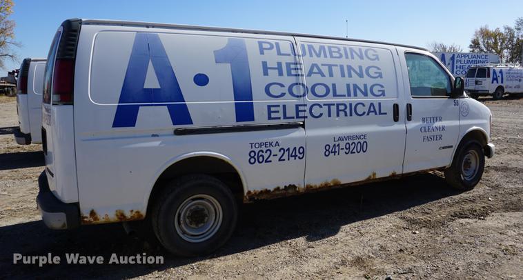image for item DA1425 2002 Chevrolet Express 3500 Extended van