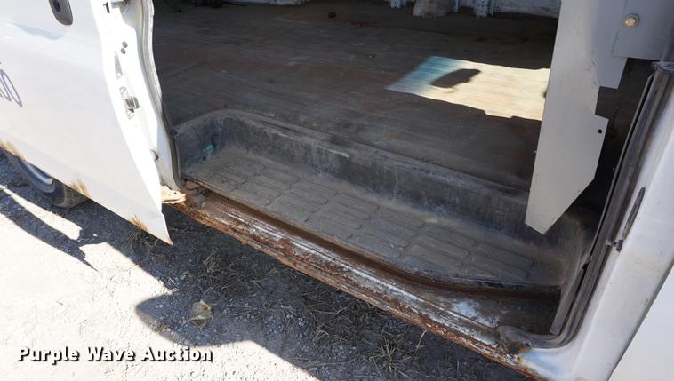 image for item DA1425 2002 Chevrolet Express 3500 Extended van