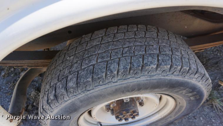 image for item DA1425 2002 Chevrolet Express 3500 Extended van