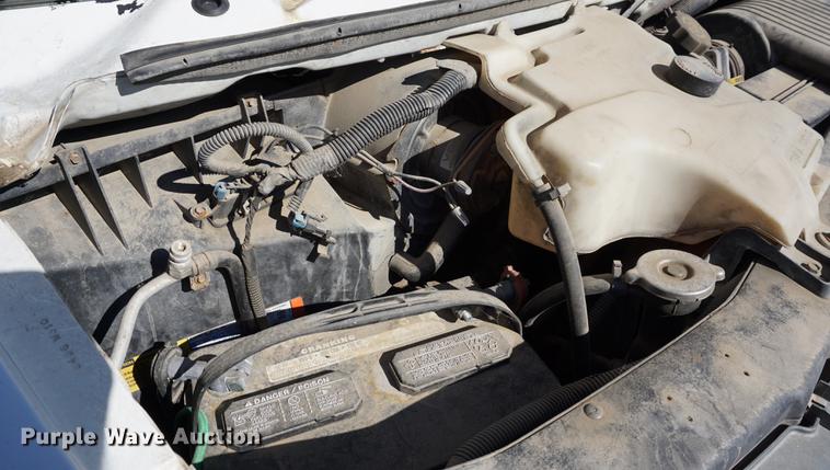 image for item DA1426 2002 Chevrolet Express 3500 Extended van