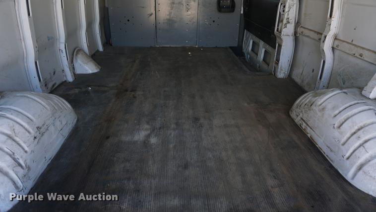 image for item DA1426 2002 Chevrolet Express 3500 Extended van