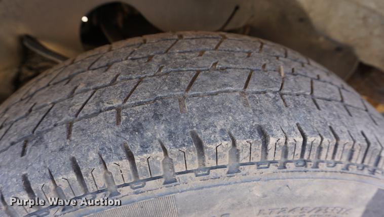 image for item DA1426 2002 Chevrolet Express 3500 Extended van