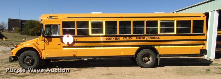 image for item DA3208 2005 Blue Bird Vision CV 6000S school bus