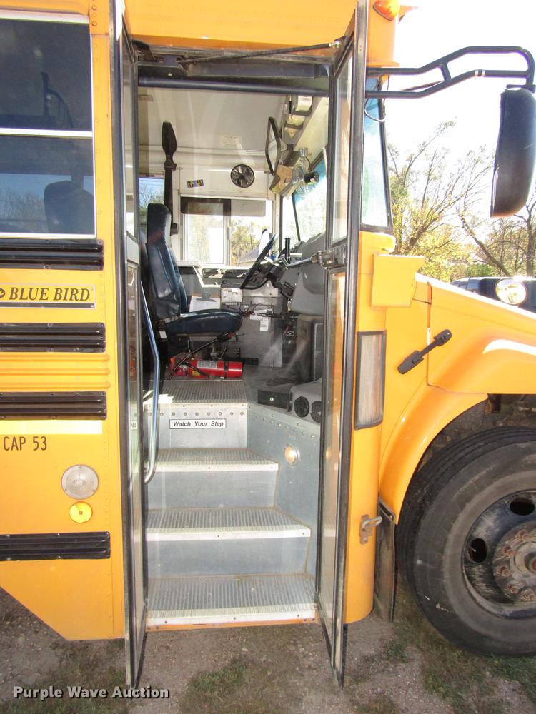 image for item DA3208 2005 Blue Bird Vision CV 6000S school bus