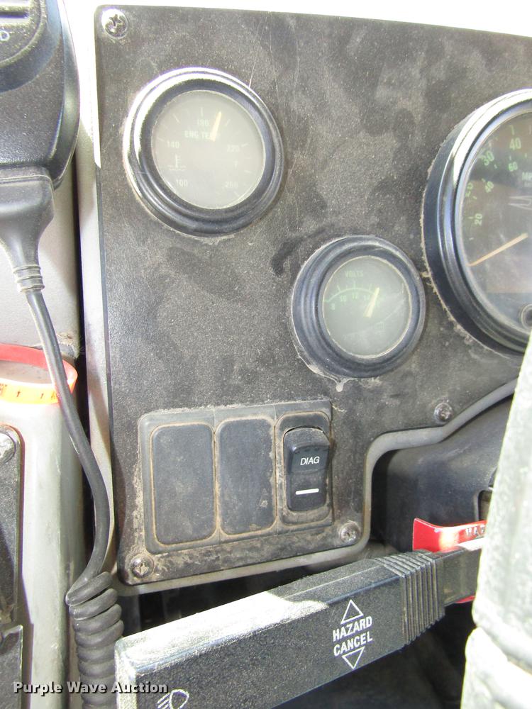 image for item DA3208 2005 Blue Bird Vision CV 6000S school bus