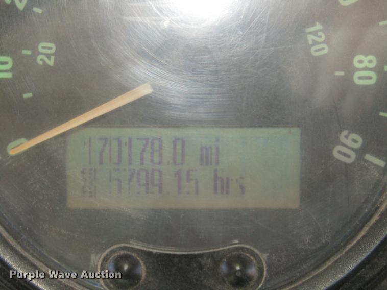 image for item DA3208 2005 Blue Bird Vision CV 6000S school bus