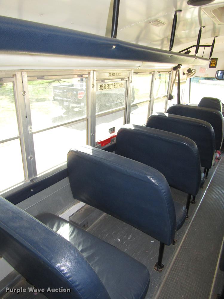 image for item DA3208 2005 Blue Bird Vision CV 6000S school bus