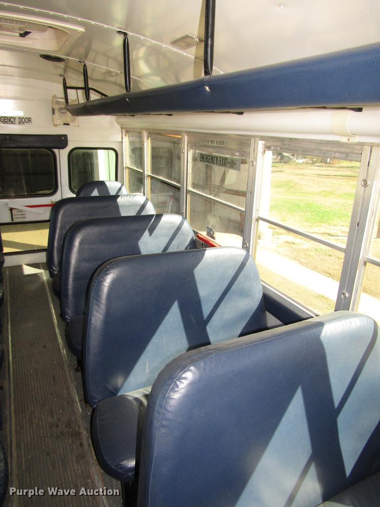 image for item DA3208 2005 Blue Bird Vision CV 6000S school bus